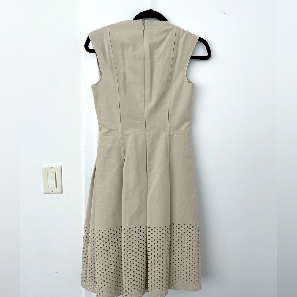 Akris Punto perforated canvas structured dress in ivory NWT - Picture 3 of 6